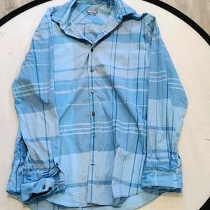 Like new dress shirt
